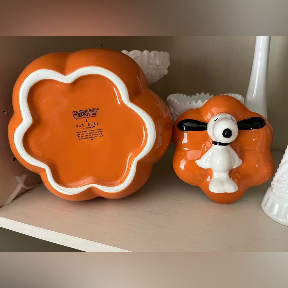 Peanuts Rae Dunn “Snoopy’s Snacks”Orange Pumpkin Jar - Picture 4 of 5